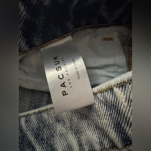 PacSun Light Wash High Rise Festival Jean Shorts - Picture 7 of 9